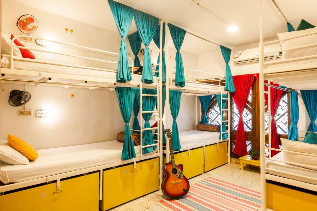 Gostops Lite Varanasi Exterior photo